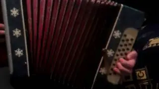 Безупречное исполнение любителя на гармони. Песня  