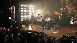 OneRepublic - Waking Up ( Live Walmart Soundcheck )