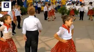 Actuação do Jardim Escola Santo António. Música "Deslumbrante" Matriz 2023.