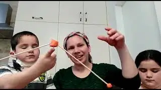 הכנת משחק מוטורי לשיווי משקל על האצבע. DIY Finger motor game