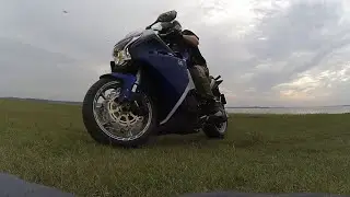 VFR 1200F. Покатухи по озеру.