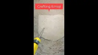 Craft Emoji on a Sand Block
