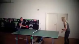 Tokio Hotel : Bill Kaulitz and Gustav Schäfer playing ping pong