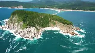 БУХТА ПЕТРОВА И ОСТРОВ ПЕТРОВА.