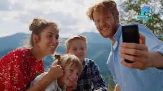 Family video call nature | 4K Footage