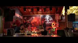 Mr. Vagabond LIVE in THE FUNNY PUB