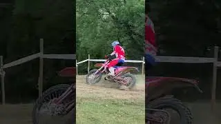 Steve Halcombe on a 125 @ the chicken Run