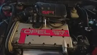 Opel Опель Vectra A C20XE сигарета стоит на двигателе)