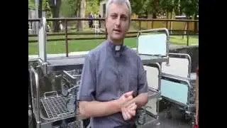Передача ліжок Благодійним фондом 
