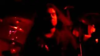 PROFANATOR :::en  vivo RANCAGUA  (Golden bar rock)