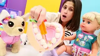 Ayşe ve Gül ile Doktor oyunları. Gül kabuklu fıstık yedikten sonra dişi ağrıyor!