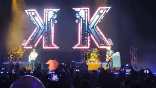 Песня Королевство Кривых группа Пикник на ВТБ Арена