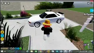 trying not to break any traffic roles in DRIVING EMPIRE
