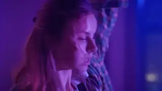 BEJBI - ćpać ciebie prod. Flipson (Official Video)