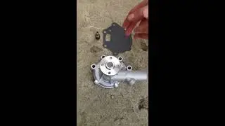 водяная помпа, насос для тракторов и экскаваторов Mitsubishi