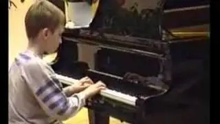 My piano horror - the most untalented boy in the world