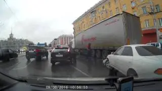 09.08.2016 ДТП пл.Октября г.Барнаул
