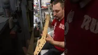 Ещё гриф, с выпирающими торцами ладов😉 #гитарныймастер #guitar #жулебино #москва #ремонтгитар