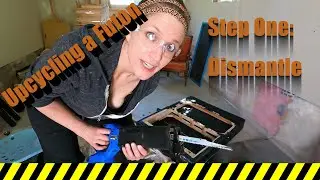 How To | UPCYCLE A FUTON: Stage One - Dismantle
