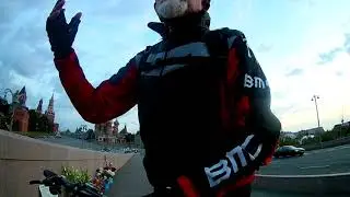 Слабо. 83 года Москва - Санкт-Петербург на велосипеде за 2 дня.
