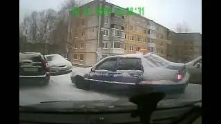 Как работает не дорогой видео регистратор !!!