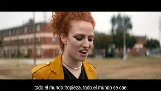 Jess Glynne   Don't Be So Hard On Yourself Official Video (Sub Español)