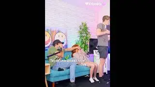 ‪@LOLPodcast-Show‬
