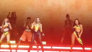 Little Mix - Reggaeton Lento - Live @ LM5 The Tour, Madrid