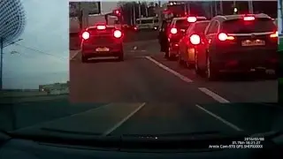 Дураки на дорогах: мусоровоз иномарка...