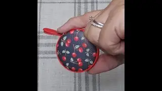 Mini retractable measuring tape (5 ft.) for everyday tasks or hobbies