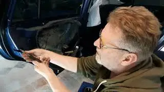 Subaru Impreza XV - Разборка дверей и снятие наружных ручек.