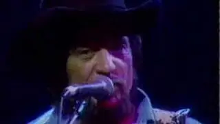 Waylon Jennings - Living Legend (A Dyin' Breed)