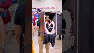 Nezuko and Tanjiro walk away…💀🌸