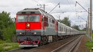Тепловоз ТЭП70-0321 с поездом №133Э Дербент-Москва следует по О.П Приволжский