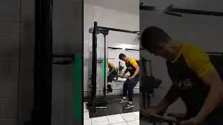 REMADA CURVADA NA POLIA (PEGADA SUPINADA)