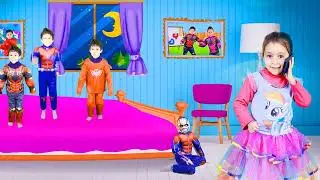 Five little monkeys jumping on the bed - nursery rhyme for kids with @Sami.and.Lujain