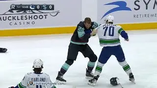 Tanner Pearson vs Carson Soucy Jan 1, 2022
