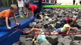 JUMPING AROUND IN THE COOLEST TRAMPOLINE PARK
