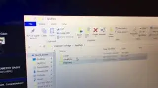 WINDOWS 10 | HOW TO FIX GEOMETRY DASH “RUNNING” BUG!!!