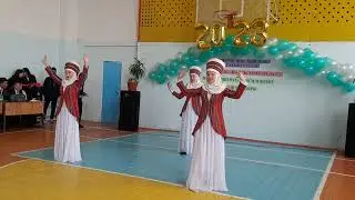 Кыргыз бийи "Арпанын Ала-Тоосунан"