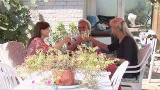 Joan, Donna en Marjo ontmoeten elkaar na 50 jaar!