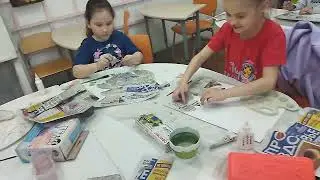 На занятии в кружке 