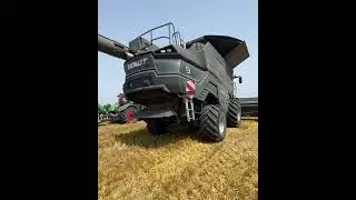 Самый идеальный комбайн в мире