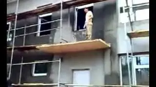 Два таджика и лопата заменяют эксковатор.mp4