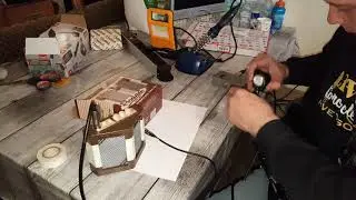DIY- PART 2 - Create a guitar Feedback sustainer with a Magnetic Exiter (Surface Speaker)