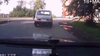 Драка на дороге Ушатал водителя