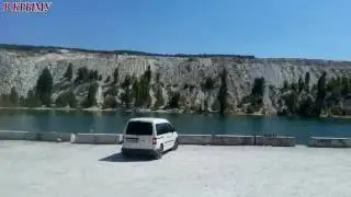 Поселок научный Бахчисарай Крым Карьер наполнен водой