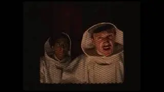 Ну и что там сказано? В чём суть,не тяните из нас жилы! Это какой-то грёбанный кошмар! Чтоб меня..