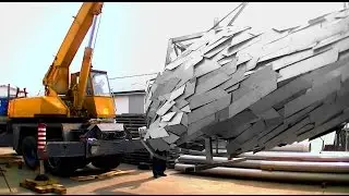 The Lifting of the Horse Statue - WWW.DARUZAS.HU