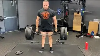 Let’s Talk About AthleanX and Fake Weights - Is It An Issue?